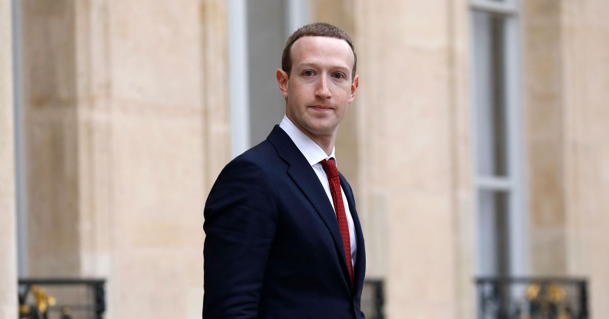 facebook-bans-trump-indefinitely:-beefy-zuckerberg-statement