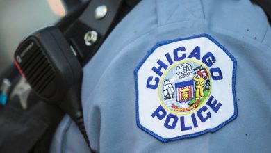 man-with-loaded-gun-posing-as-cop-arrests-amid-loop-command,-chicago-police-advise