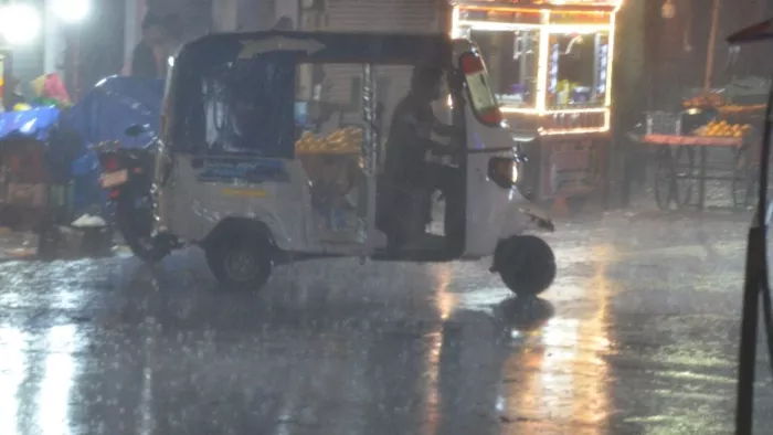 Bihar weather update: Lightning warning in 30 districts of Bihar will be heavy rain in many areas – Bihar Weather update for September 14 Thundarstorm Alert in 30 districts with heavy rain warning