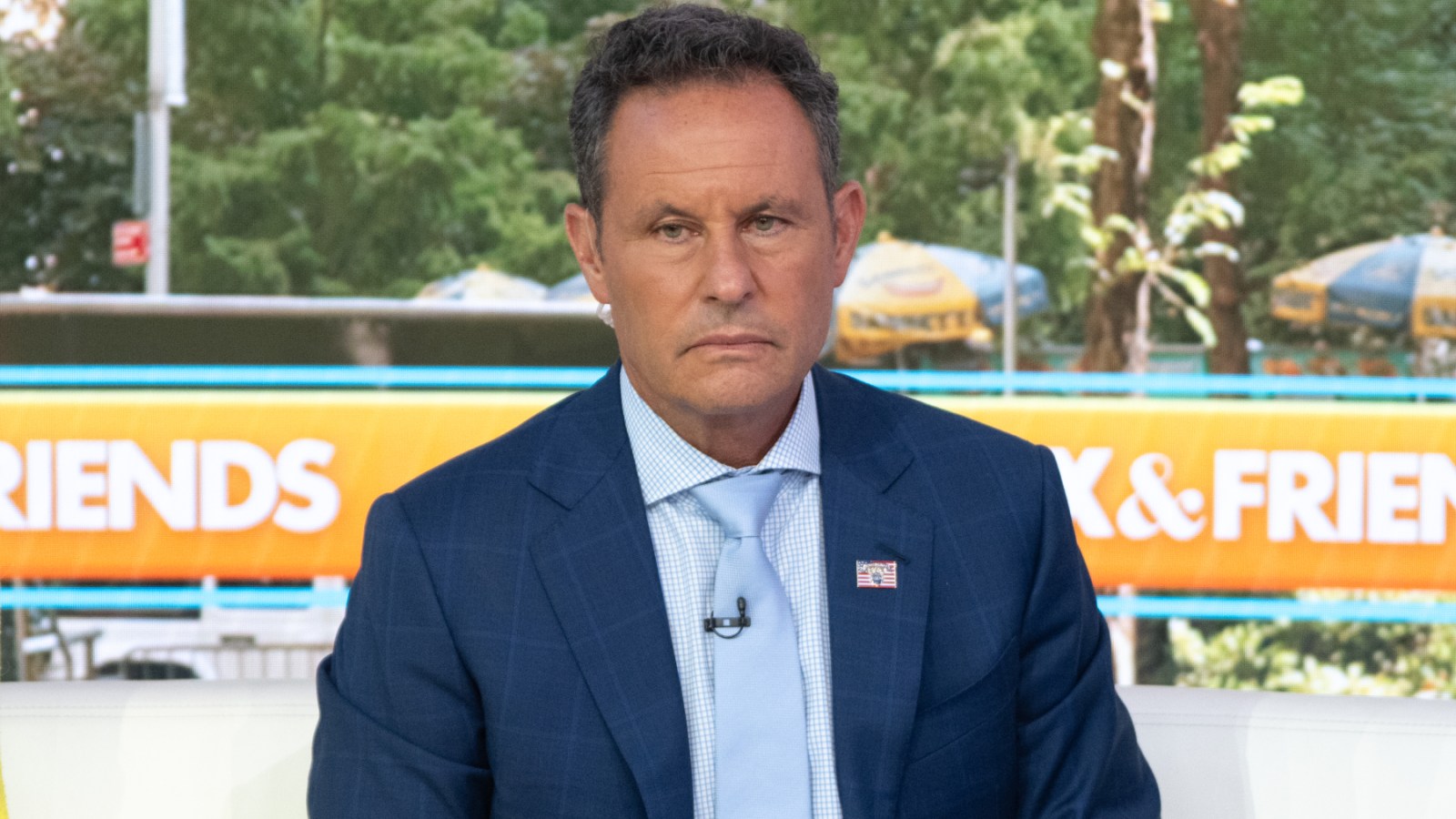 Fox houge surtsts’ Invertical Injage – ryan