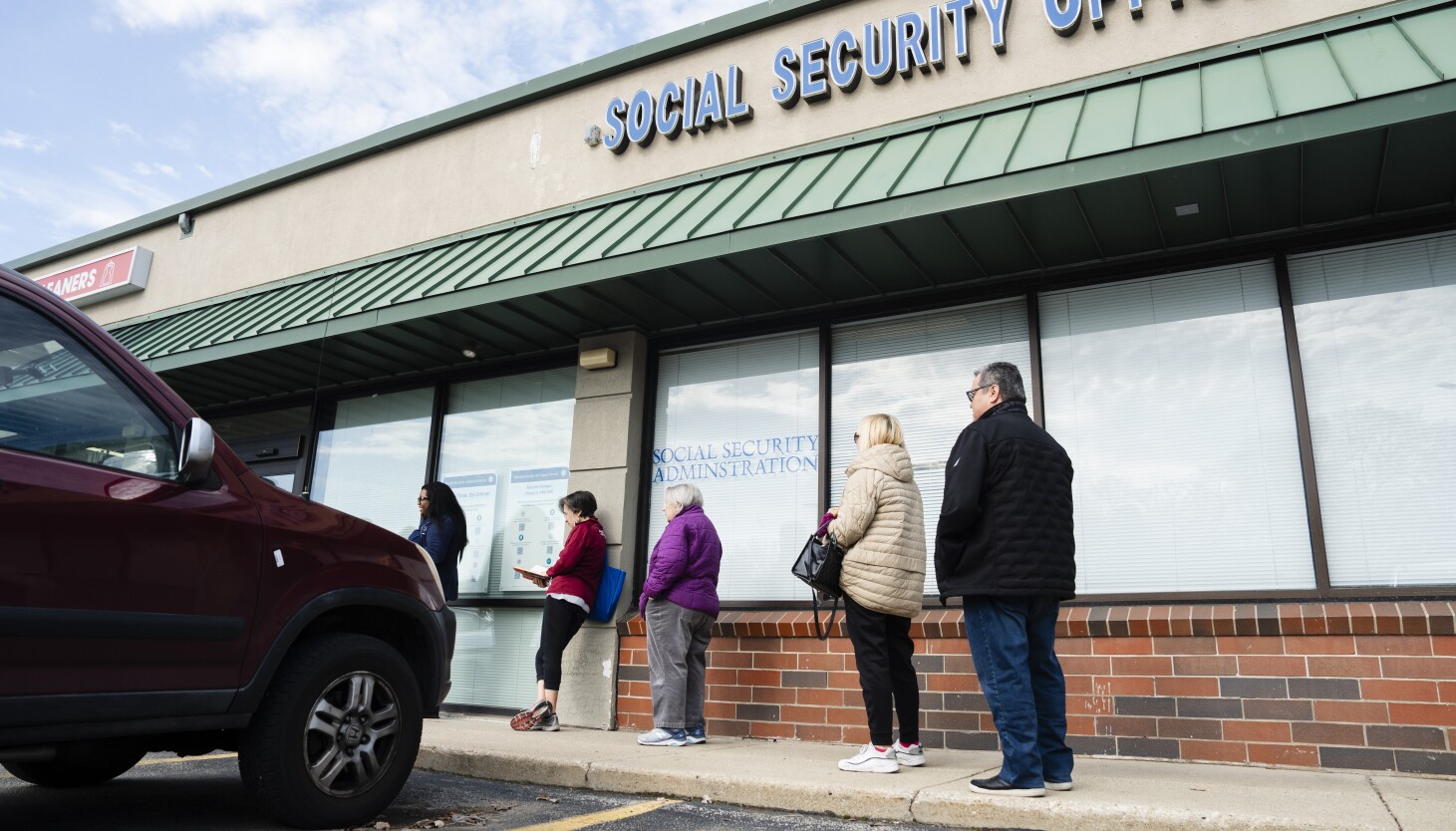 how-must-i-prepare-for-retirement-in-my-20s-in-case-social-safety-goes-away?