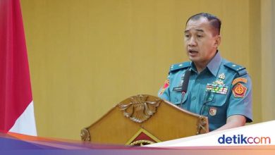 TNI call Kopda FH receives an amount of money in the Kacab Bank Exhibition Achievement