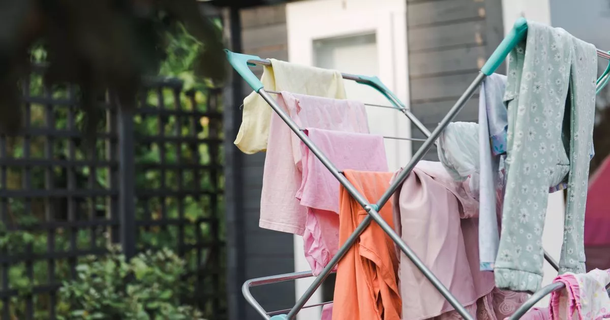 brits-told-no-longer-to-dry-apparel-on-their-washing-traces-from-the-following-day
