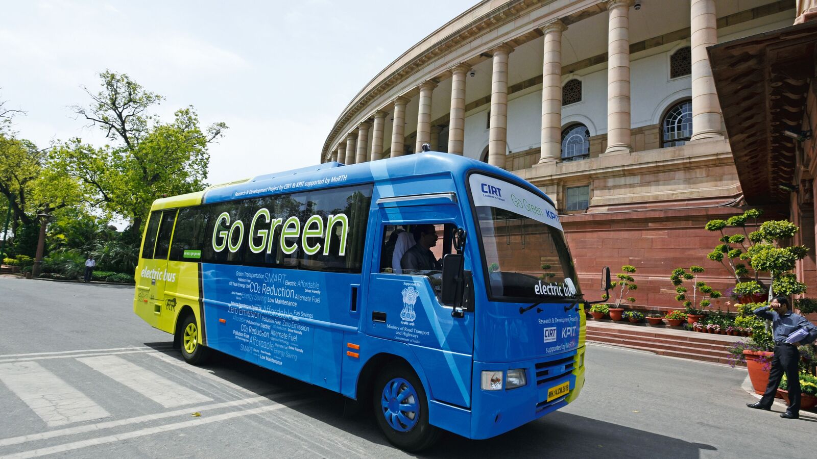 ECA -Mobility to pump £ 800 CR to increase the electric bus capacity, delivery