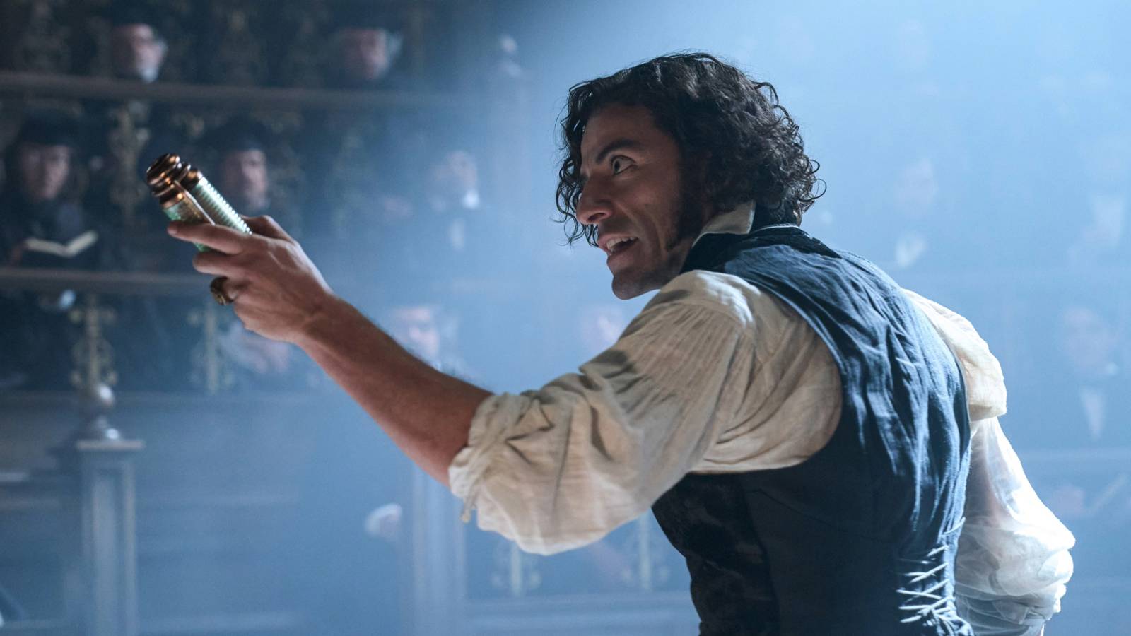 guillermo-del-toro’s-unusual-gothic-adaptation-is-a-masterclass-in-ambiance