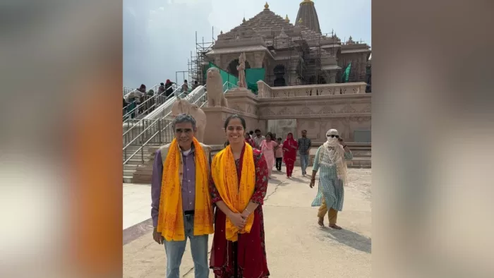 Olympic bronze medalist Saina Nehwal visited Ramlala with Father, also met Mahant Premdas – Saina Nehwal Visit Ayodhya Ram Mandir Darshan and Blessings
