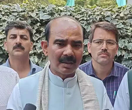 Mandi: Vierlane and highway are damaged as before. Center released 264 Crore calls