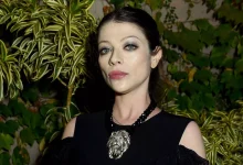 piignant-michelle-trachtenberg-schene-from-17-again-leaves-followers-emotional-as-it-resurfaces