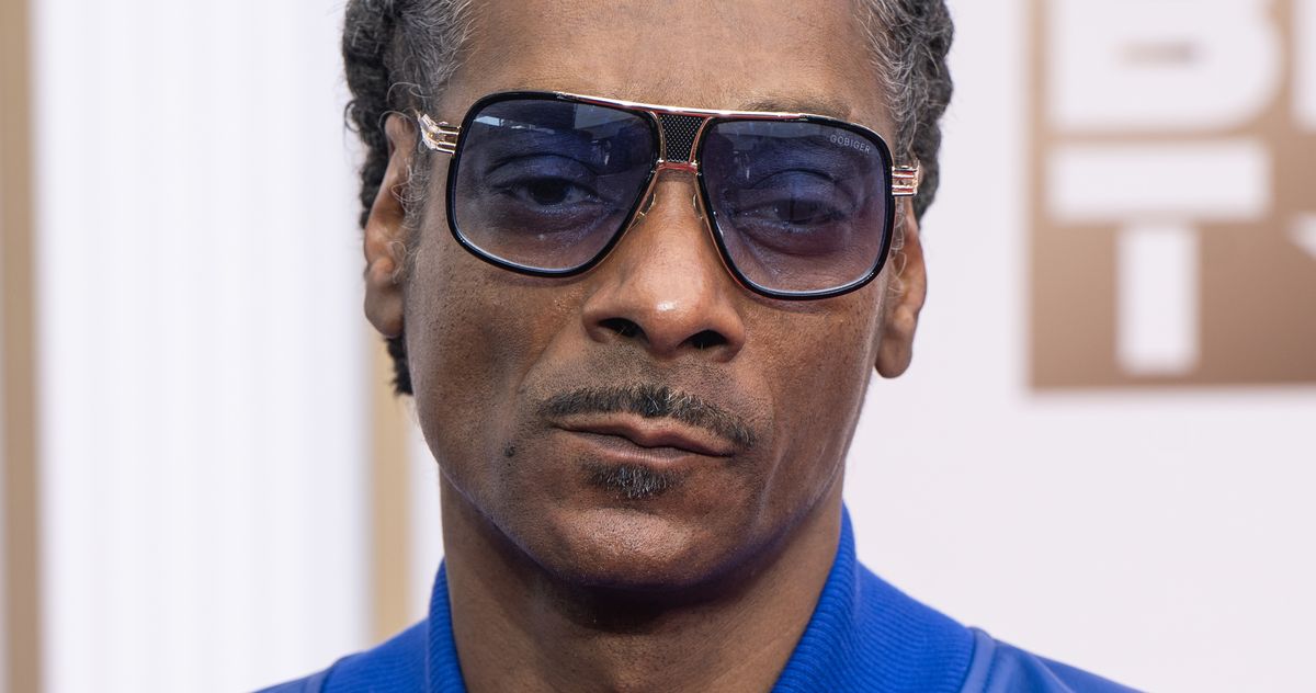 snoop-dogg-makes-homophobic-comments-on-lgbt+-illustration