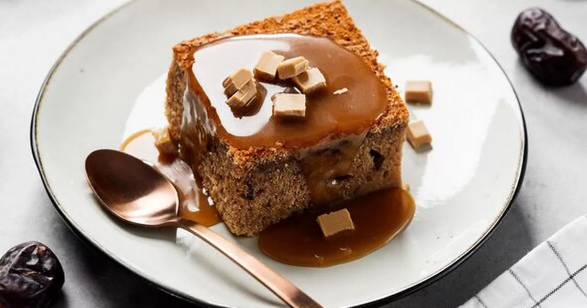 american-in-uk-blown-away-after-trying-sticky-toffee-pudding-for-first-time