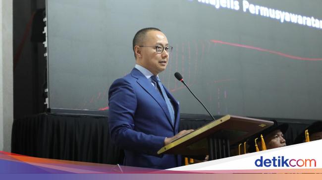 The prevention of recurring floods in Bali, Eddy Seaparno insisted to improve waste management