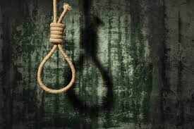 Woman and two commemorations have such claims in the bedroom, the man made suicide, know what is the whole thing?