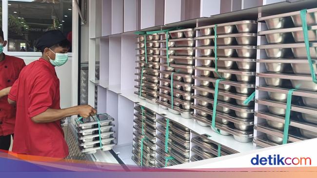 Teachers can now also eat free nutritious