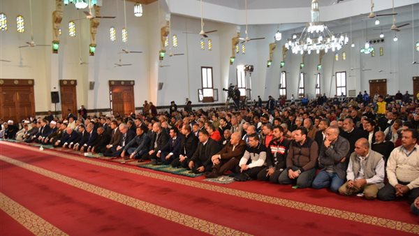 س-&-ج.-حكم-صلاة-الجمعة-يوم-العيد