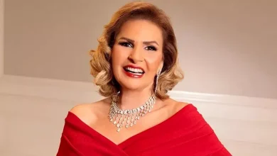يسرا تخف الأنظار بإلالة ساحرة .. لماذا اختارت اللون البنفسجي؟ – ryan