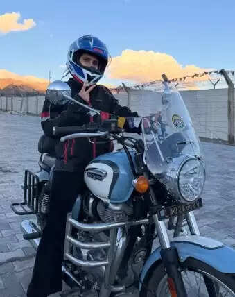 Fatima Sana Sheikh riding bikes in the mountains shared exciting experience