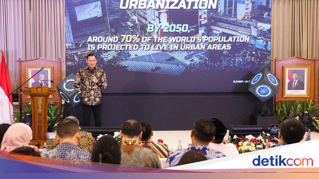 The introduction of KPN 2045, Ahy emphasized the 5 Future Foundation of the City