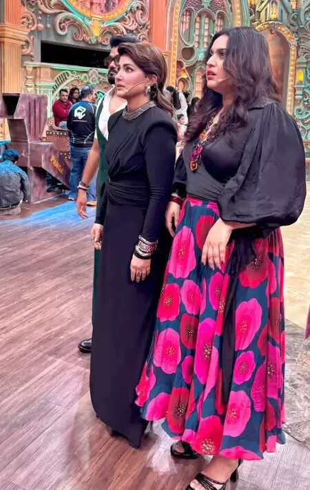 Hina and Swara’s Mal Chemistry seen on the set have looted funny expressions