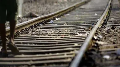 Train crash: Overphone gets naked! Two youths who cross railway tracks in Siwan who died by train accident – train crash two who died by train while using earphones in Siwan