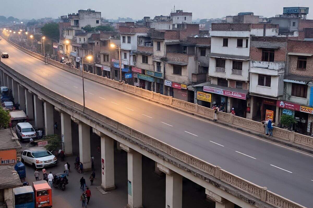 The construction of the overflow in this district bihar will be reinforced, obstacles have been removed