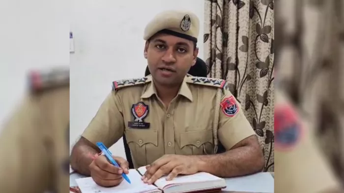 Mother and two boys go home in Muktsar with sharp weapons, household items were also sabotage – a mother and her two sons were attacked with sharp weapons after entering their household items was also vandalized in Muktsar