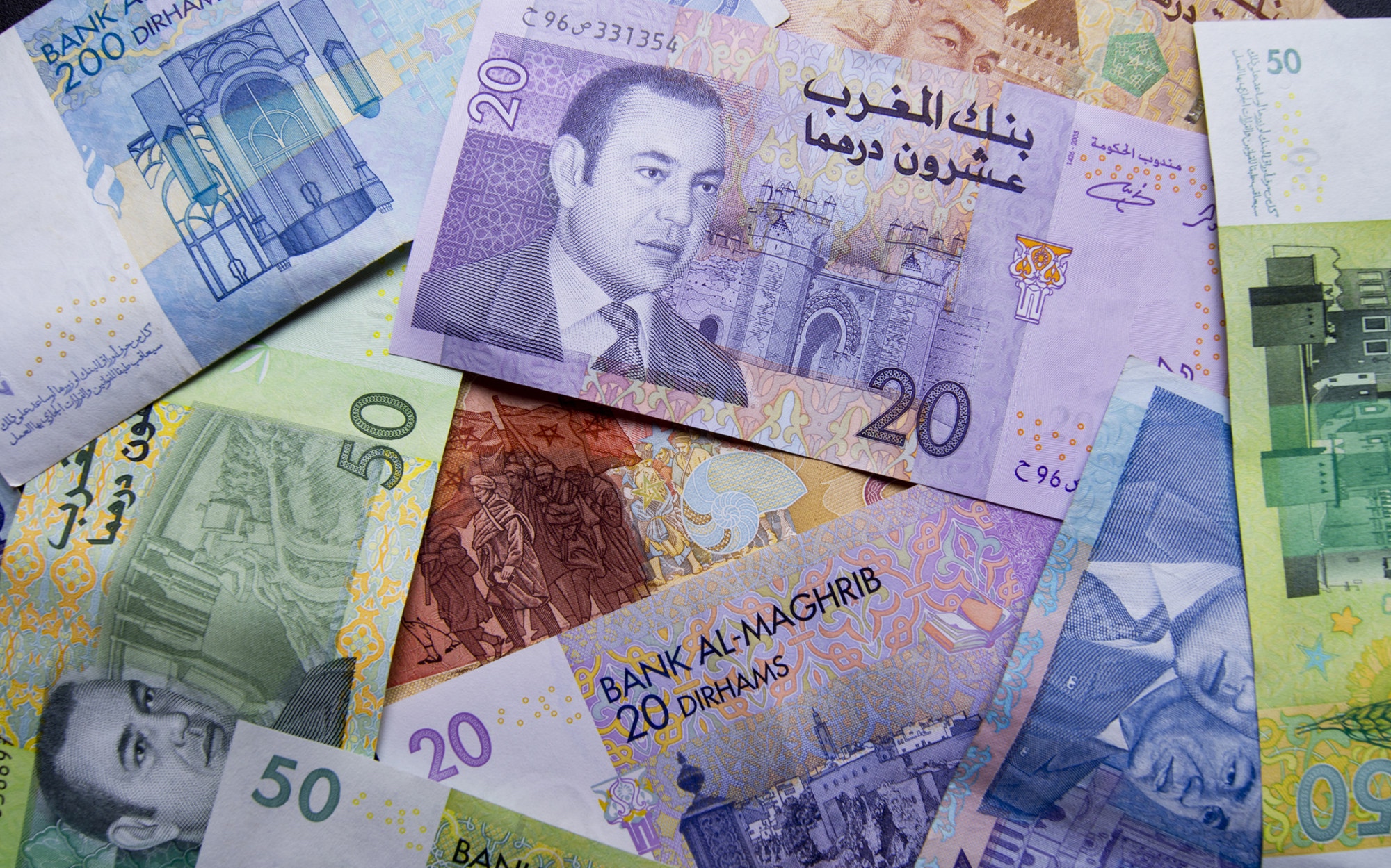 على طريقة هوليود .. تفاصيل توقيف شابيْن ألقيا أموالًا مسروقة من سطح منزل بأولاد تايمةistic – ryan