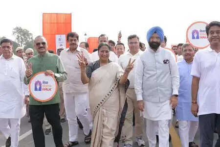‘Seva Sankalp Valk’ organized on the birthday of PM Modi, cm Relha Gupta Said-Delhi’s photo changed