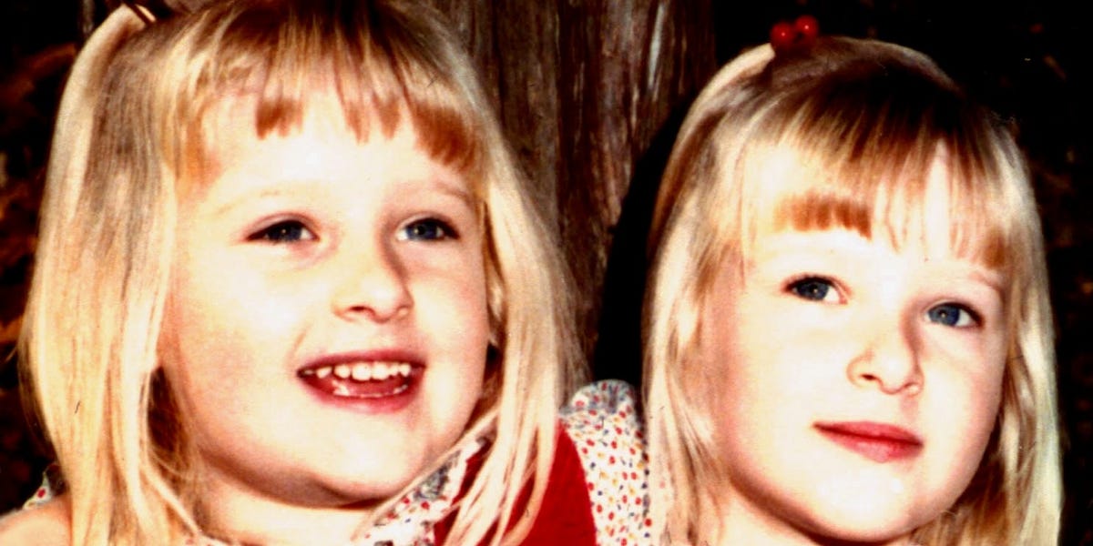 being-an-the-same-twin-shaped-my-identification-in-childhood