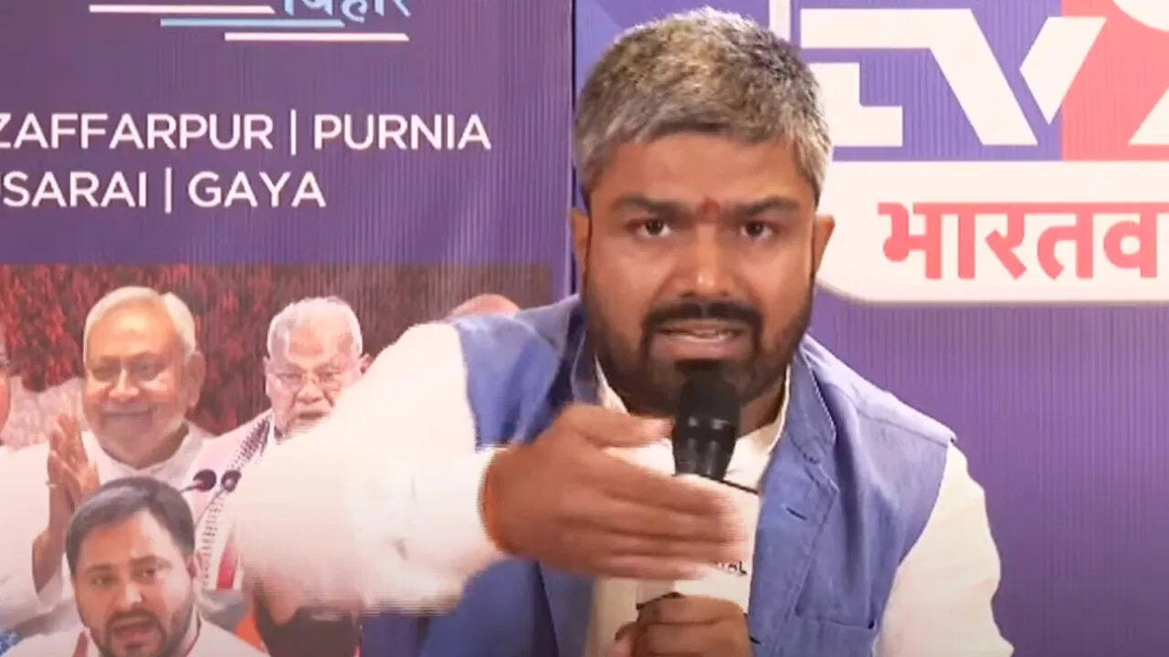 Prashant Kishore’s Jan Suraj party leader Manish Kashyap’s rogue attack on the old party