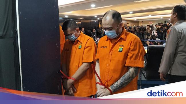 The beginning of the bank’s kacab business card fell into the hands of the kidnapping brain