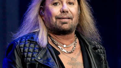motley-crue’s-vince-neil-shares-he-sufferered-a-stroke-and-couldn’t-fling