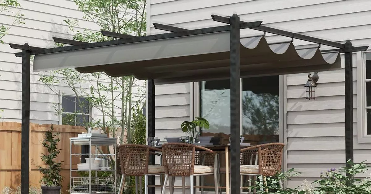 wave-goodbye-to-parasols-with-wayfair’s-various-that-‘utterly-transforms-gardens’