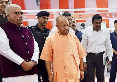CM Yogi’s big announcement about Vishwakarma Jayanti: 12 New trades will be linked to Toolkit and Training Scheme