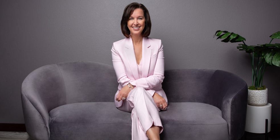 how-walmart’s-chief-folk-officer-use-it-admire-chatgt-and-perplexity