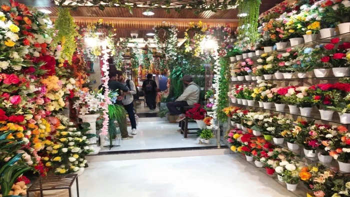 This city of up decorates with artificial flowers, now it is to decorate the house around the house – artificial flowers ask for a boom before festivals in Gorakhpur News