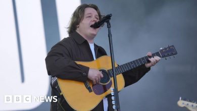 lewis-capaldi-announched-as-headliner-for-leeds’-roundhay-competition