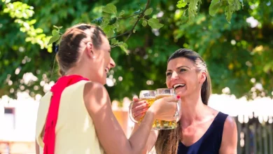 how-mixing-sunny-days-and-alcoholic-beverains-can-take-a-toll-on-your-health