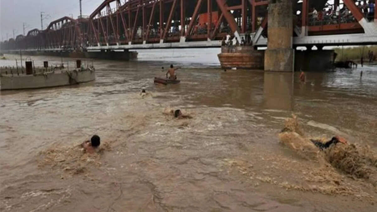 55 -year -old woman jumped in Garra River, and administration is concerned about raising cases of suicide