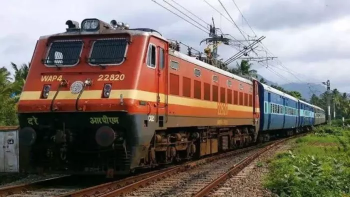 Himachal News: Kangra Rail Service stopped.
