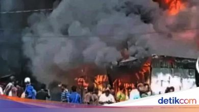 Riots in yalimo papua mountains killing 3 people were shot 1 on fire