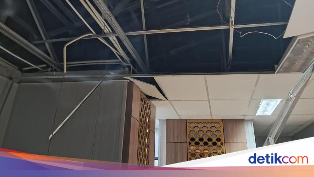 Impact of the Nabire earthquake: the regent’s office has been damaged, electricity telecommunications disconnected