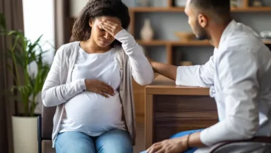 الحمل والعاطفة: لماذا تنقلب نفسية الحامل وما الحل؟