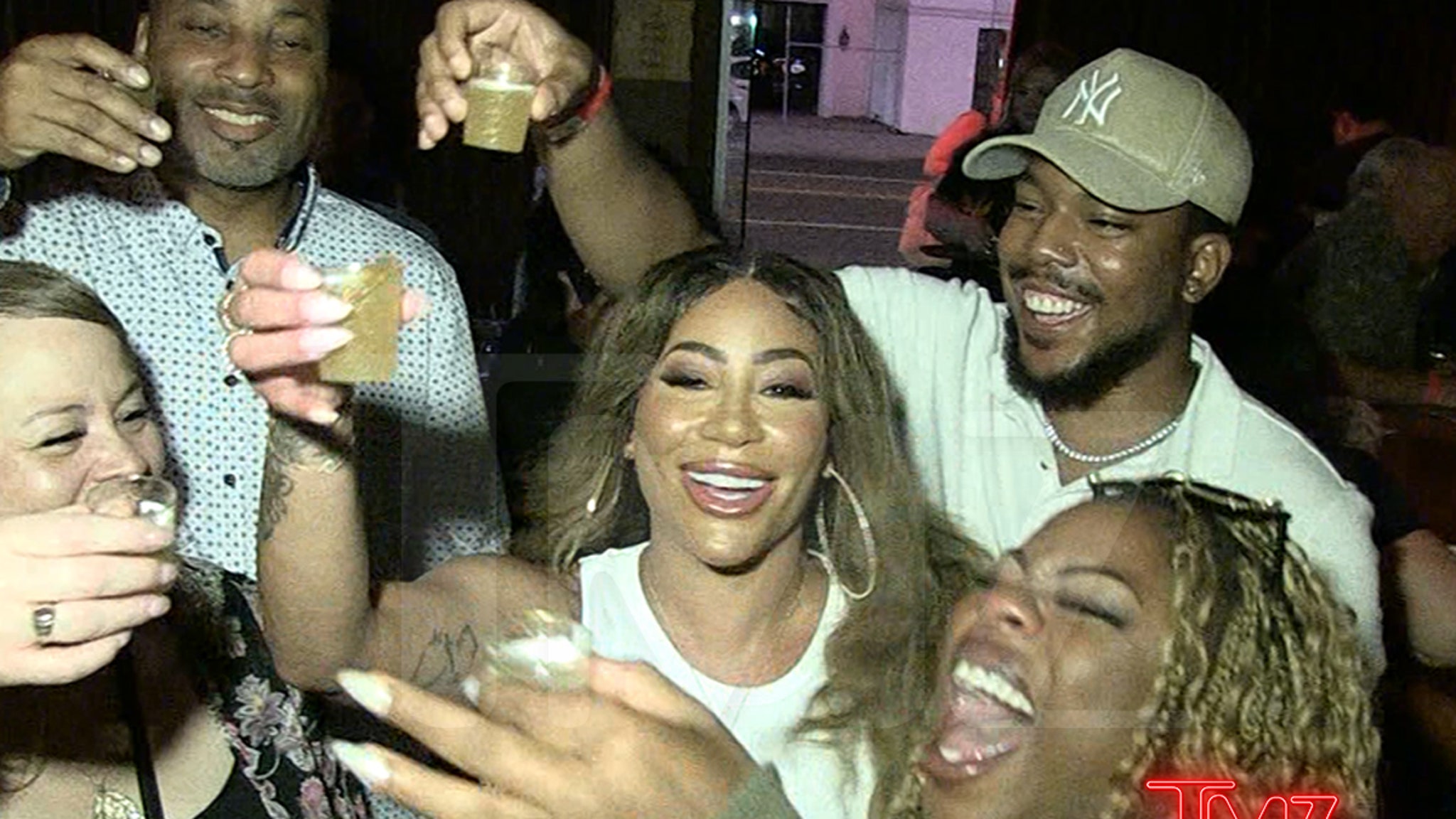 hazel-e-directs-fans-on-the-effect-to-gather-a-bbl-on-‘tmz-after-sad’-tour