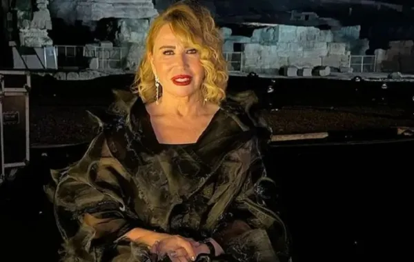 إيناس الدغيدي تعلن إلغاء حفل زفافها بسبب تنمر السوشيال ميديا.. وهذا ما قالته