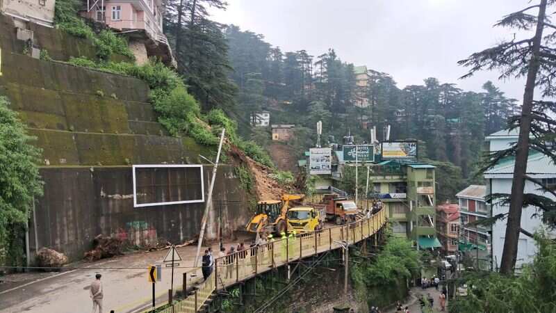 Traffic disrupted traffic due to heavy landslides near St. Edwards in Shimla, closed the school two days