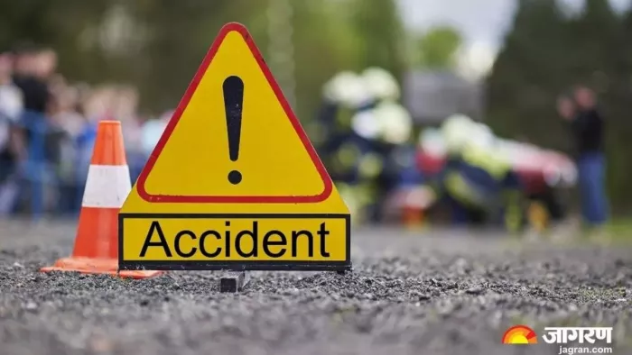 Delhi accident: Dumper and tractor collision on the highway GT Karnal, condition of three criticals; Hospitalized – NCR New Delhi Crash Dumper Hits Tractor on GT Karnal Highway
