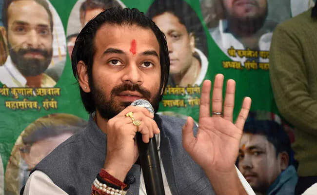 Tej Pratap targeted the gestures at the end of Tejashwi, the old pain, knowing what is the whole thing?