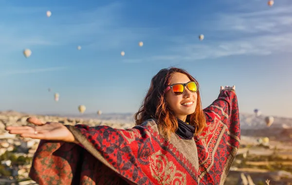 السلام الداخلي لم يعد رفاهية، بل أصبح حاجة أساسية لتحقيق التوازن في حياتنا.. إليكِ خطوات بسيطة…
