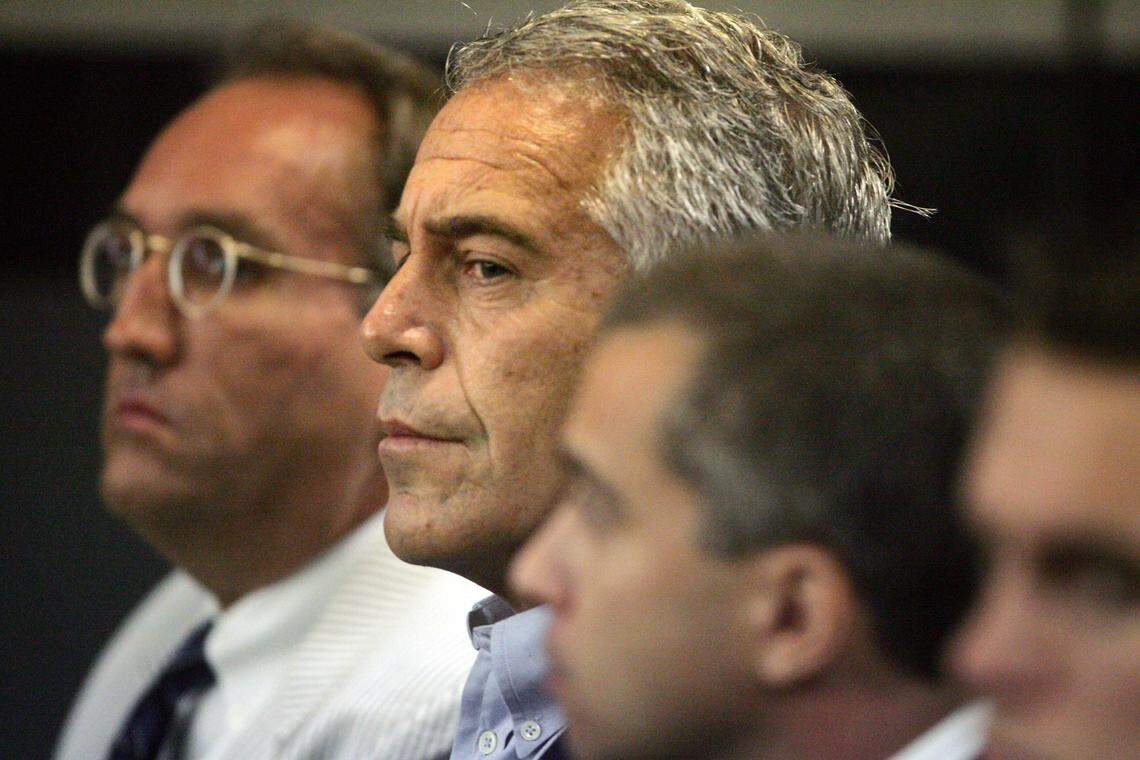 fbi-has-at-least-20-names-of-suspect-epstein-customers