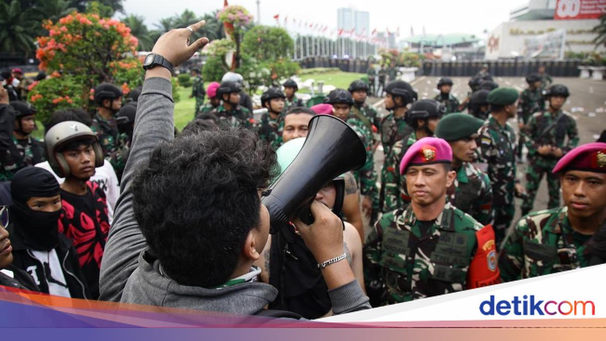 TNI answers to the home of representatives of parliamentary criticism